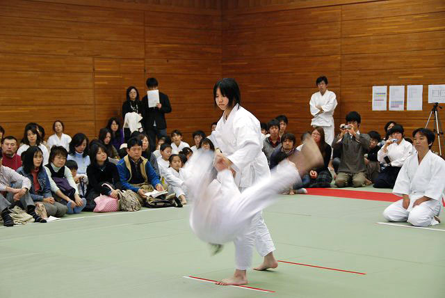 2009_1123_1247_06_1_edited.jpg